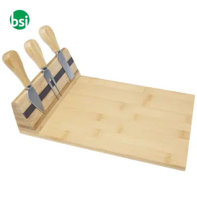 Tagliere personalizzato e utensili per formaggio Mancheg