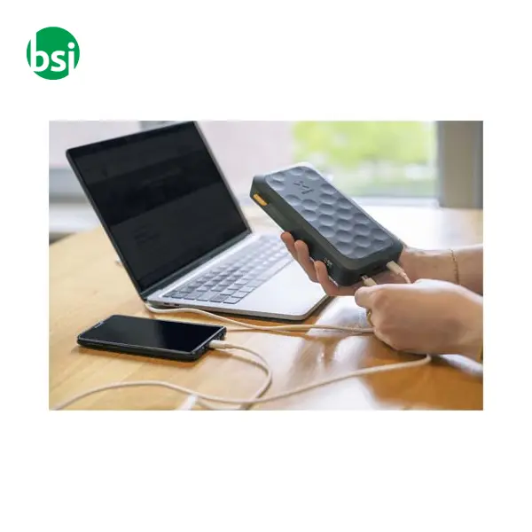 Power bank da 45.000 mAh e 67 W Xtorm Serie Fuel -  13