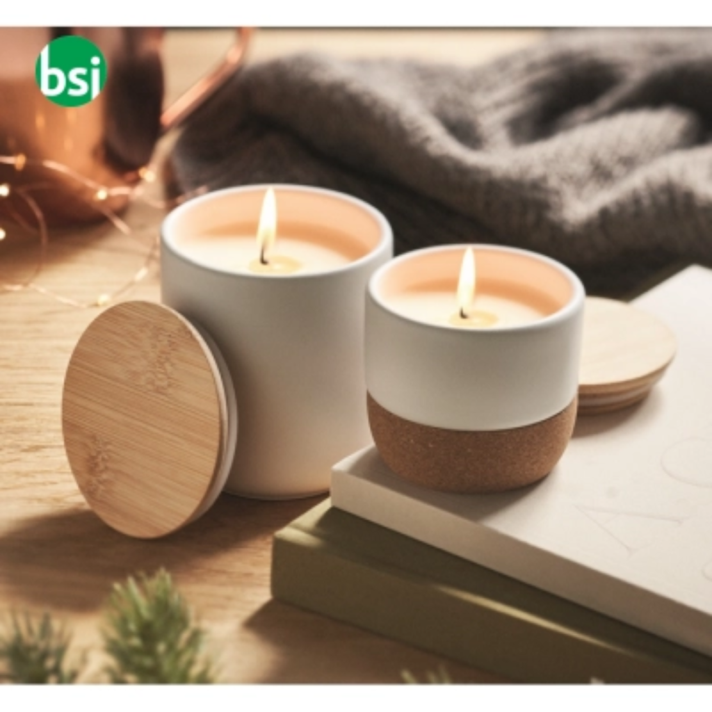 Candele profumate con rivestimento in ceramica e sughero