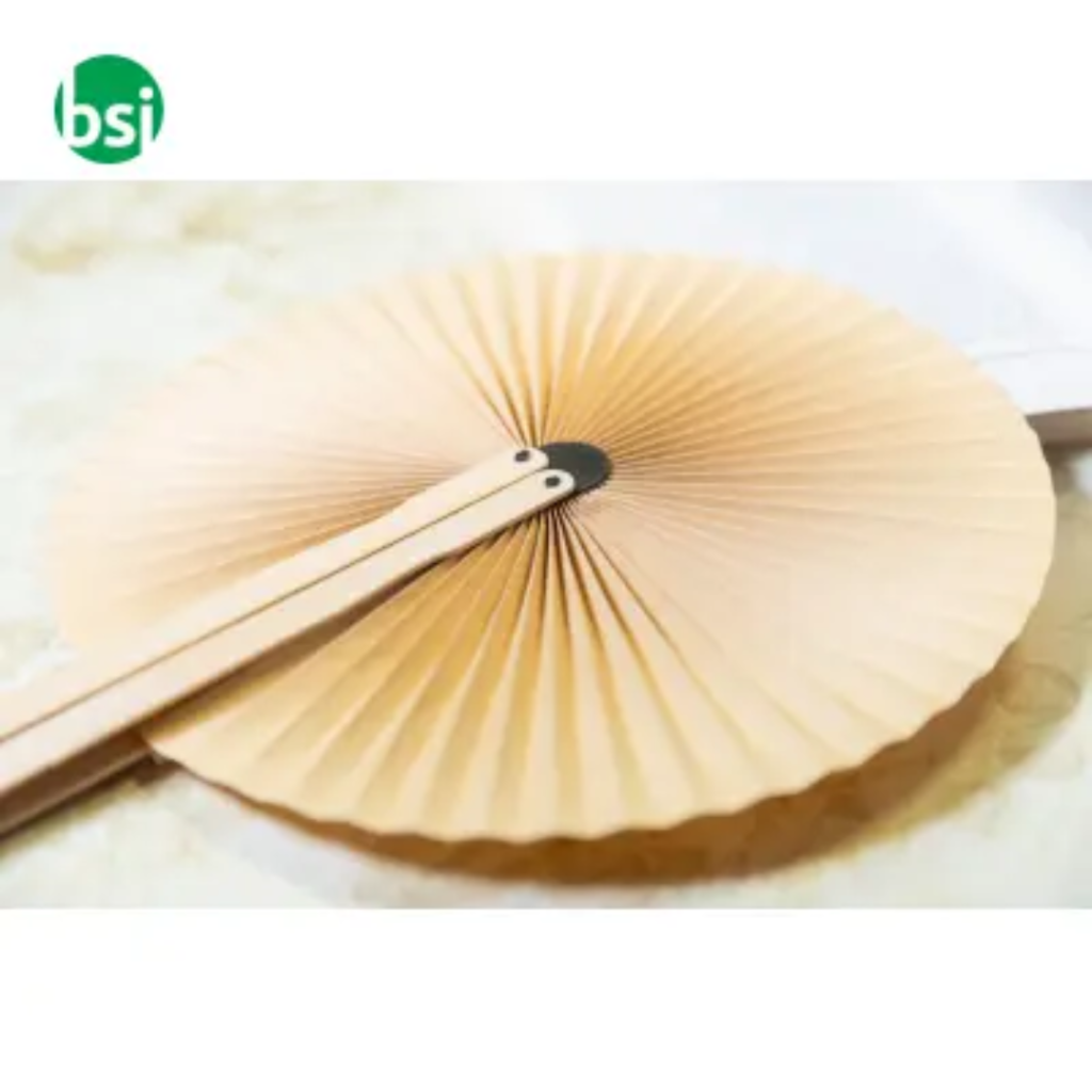 Ventaglio con scritte